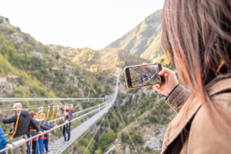 Basilicata: the world’s longest Tibetan bridge in Castelsaraceno