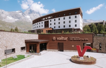 Winter sports in summer at the Valtur Cervinia Cristallo Ski Resort