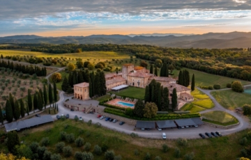 Borgo Scopeto Relais wine resort. Discover the Chianti region at the most romantic time of year