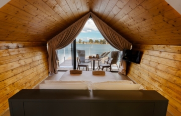 The Nabi Lakes Glamping get a new floating house