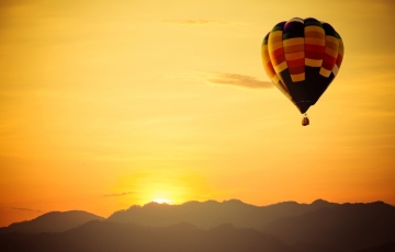 Flying Over Art: hot air balloon rides over Sicily and Campania