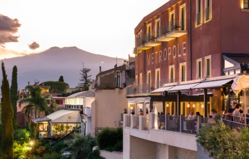 Bzar Hotel & Co group takes over the management of the Metropole Taormina