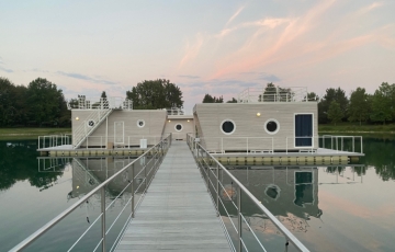 Floating glamping holidays with Waterdream